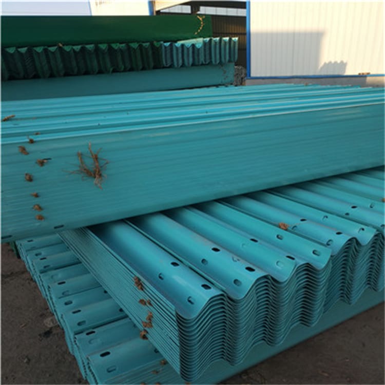 最常见的几种波形护栏板的规格